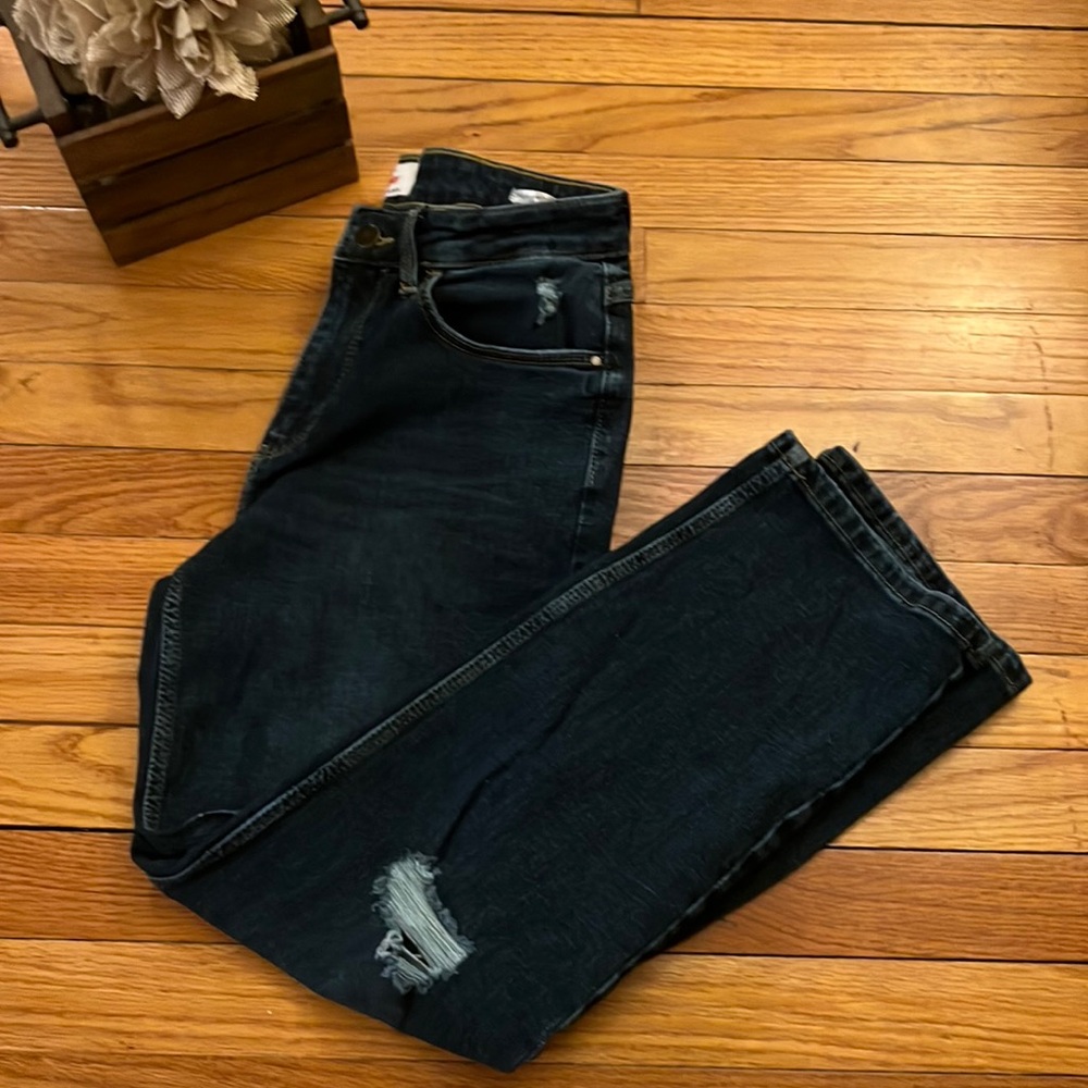 Wrangler Ladies‎ Size 2 High Rise True Straight Crop 🐴🧲